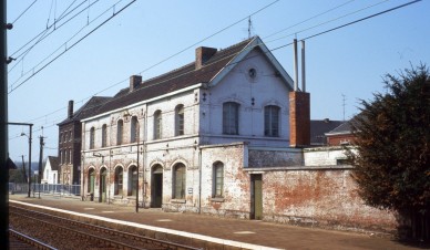 NEUFVILLES  DIA 86-1589.jpg